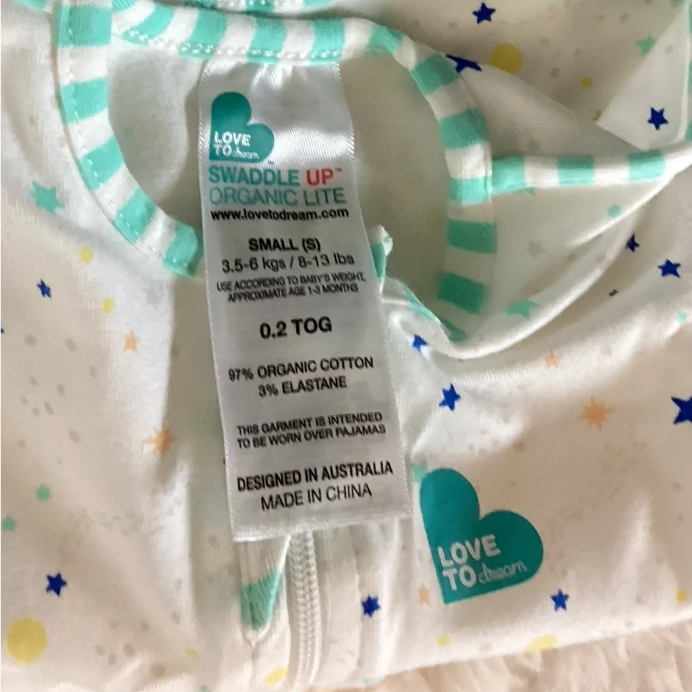 Love to Dream Bundle 2 Swaddles, Small, NWOT, Gray and Stars with organic cotton_6